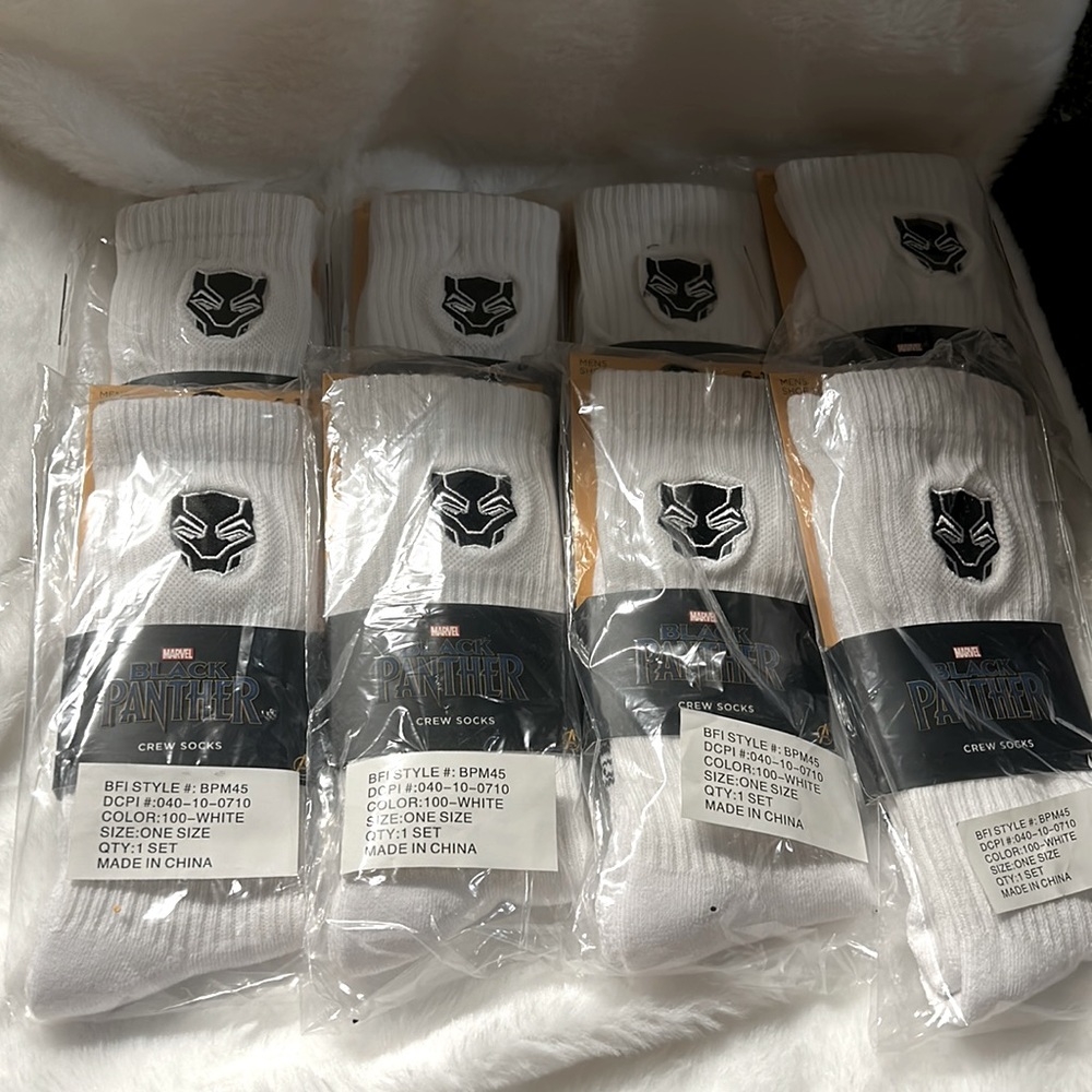 7 pairs of Black Panther crew socks